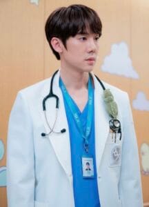 Yoo Yeon-seok em "Hospital Playlist"